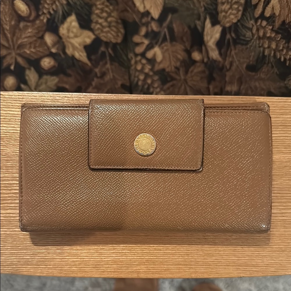 Bulgaria Brown Leather trifold Wallet